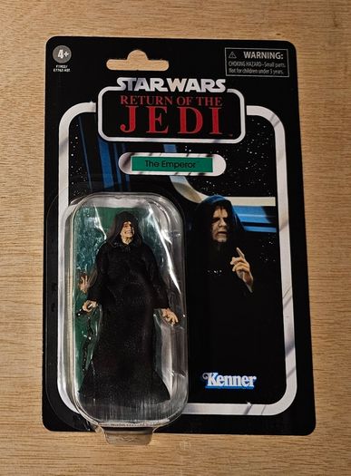 Star Wars The Emperor 3.75 " Scale From The New Vintage Wave New & Unopened