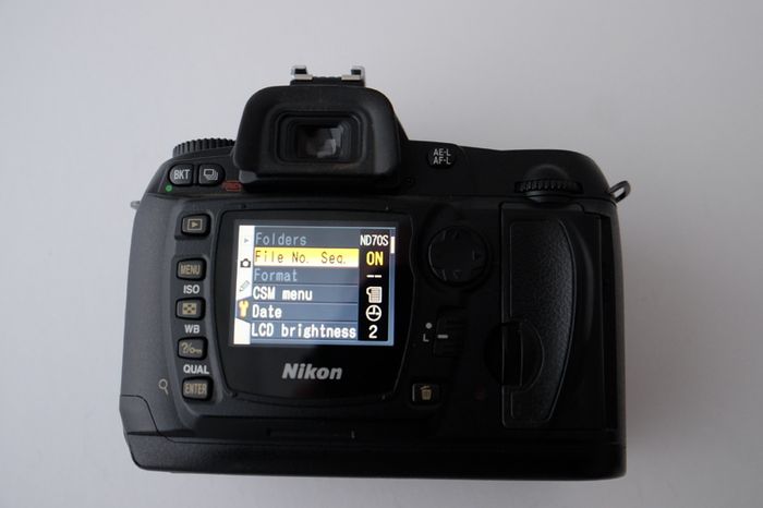 Nikon D70s mint condition with low shutter count