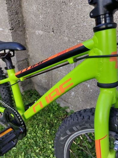 Cube Acid 200 - 20 inch Kids Bike - Excellent condition - As New
