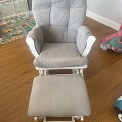 Babylo Feeding Chair & Footstool