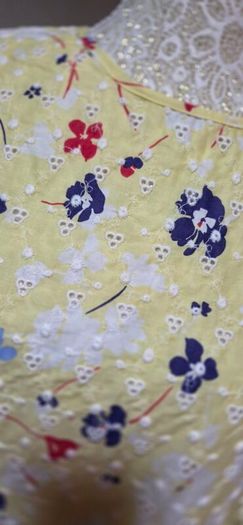 Primark Yellow Floral Broderie Top Size 10 NWT