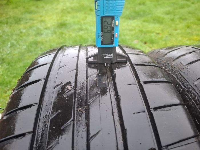 2x 245/45/18 Michelin run flat