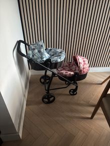 Lily & Ivy dolls pram