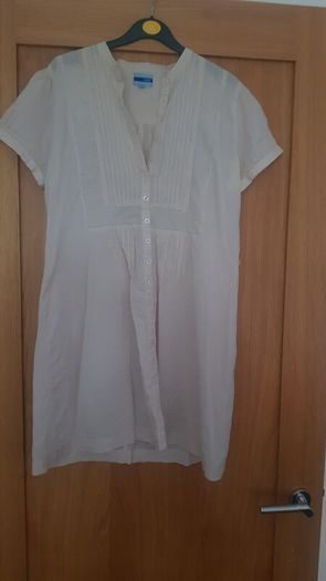 Oasis Longline Top Size 16