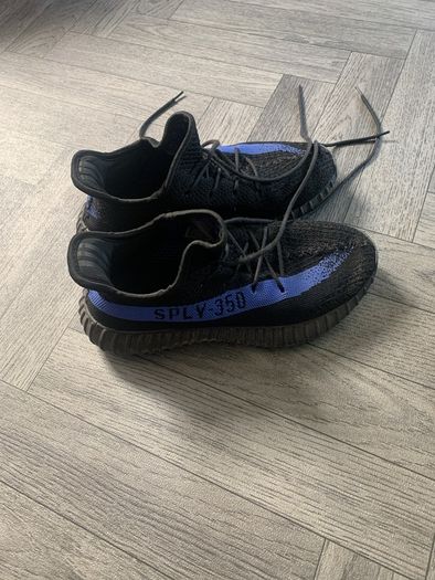 Yeezy 350 SPLY - 350 black and blue uk size 6