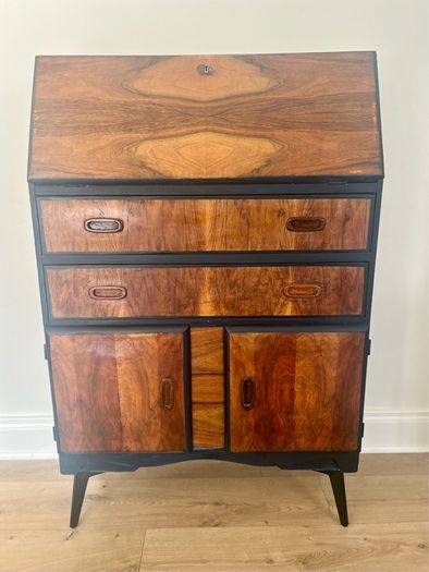 SALE! Funky Cocktail Bar/Bureau Stunning Grain
