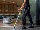 Carpet cleaner for rent karcher Puzzi 10/1 Image 2