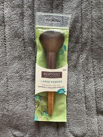 Brand new bamboo powder brush - Ecotools
