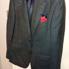 Mens Suit. Herbie Frogg with shoes