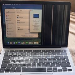 MacBook Air M1 broken screen