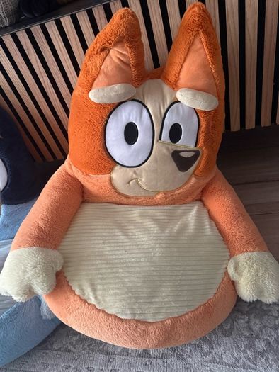 3 plush soft bluey chairs