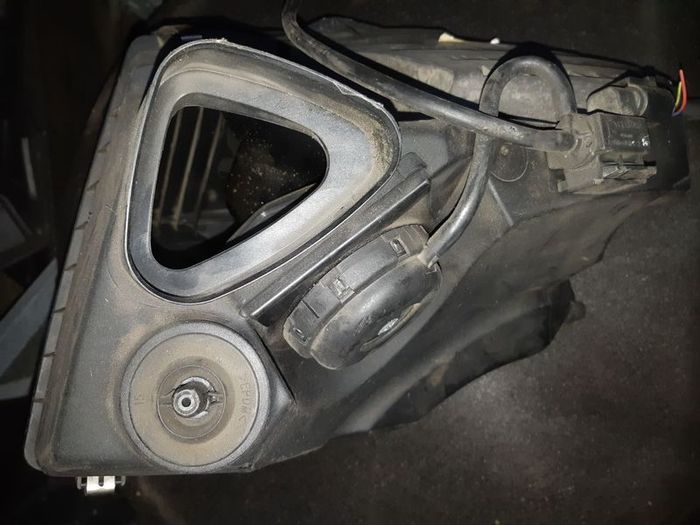 Audi A6 C6 3.0 TDi Air Filter Housing Air Box 059133835E