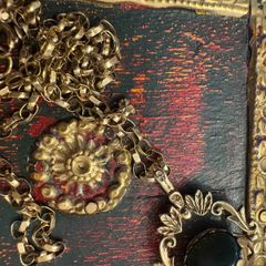 Vintage gold