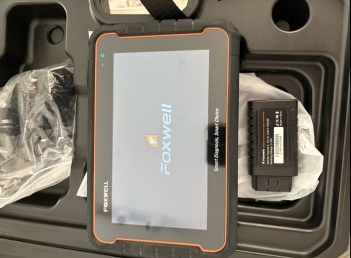 Bluetooth FOXWELL GT60 OBD2 Diagnostic Tool Full System Active Test Car Code Reader 24 Reset Service Professional OBD 2 Automotive Scanner