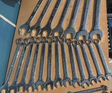 spanner set