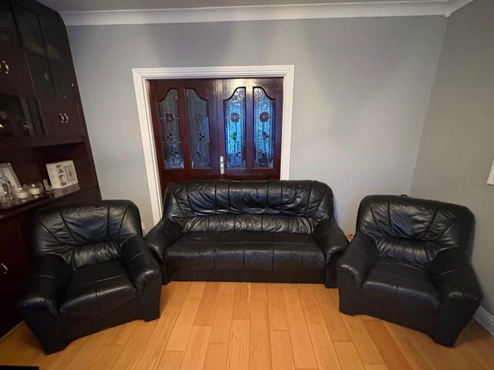 3 piece leather couch