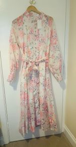 Beautiful floral dress Size UK 12-14