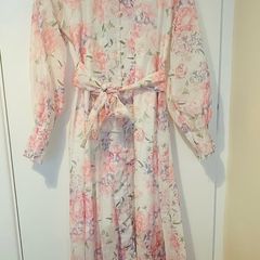 Beautiful floral dress Size UK 12-14