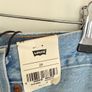 brand new levi's shorts Image 2