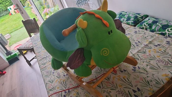 Mixed collection of children's stuff!