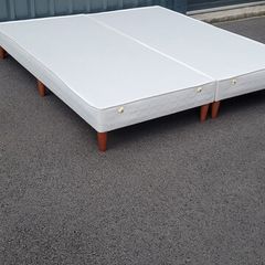 6ft Respa Superking split base as new