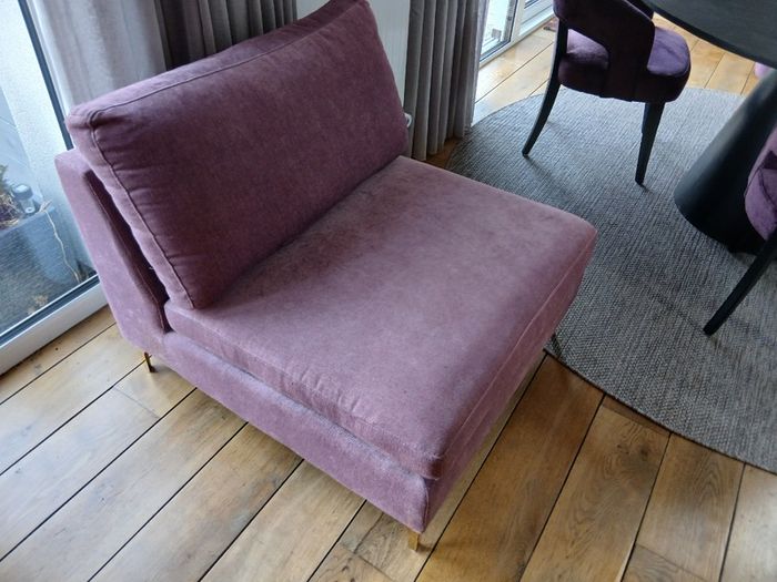Snuggle Chair