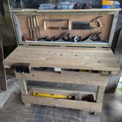 Folding Workbench with Vice