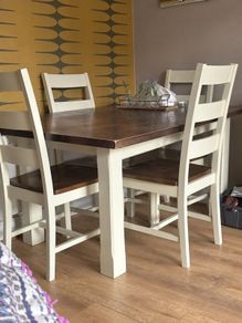 table & chairs