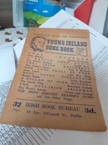 the soldiers song book
