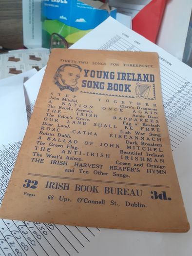 the soldiers song book