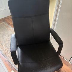 FREE-Broken Chair, for spares or repair