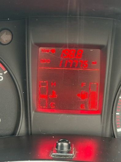 Isuzu D-Max 2.5 Diesel 4x4 Pick Up with Hi-ab