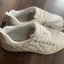 BRAND NEW Ladies White Runners: Size 5 Image 3