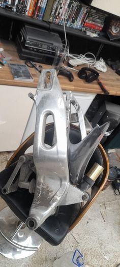 Honda fireblade 2004 swingarm.