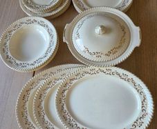 Dinner Set Johnson Bros
