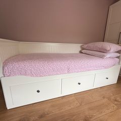 IKEA Hemnes daybed