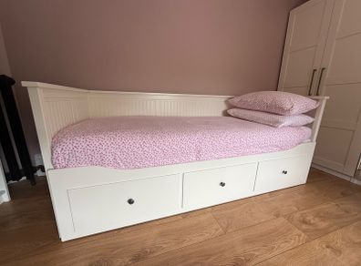 IKEA Hemnes daybed