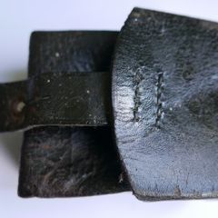 WW II Spanish-Chilean Mauser Leather Ammo Pouch