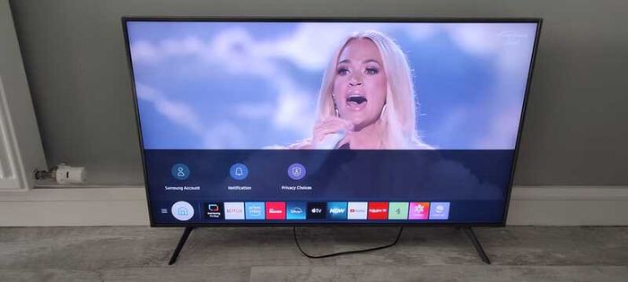 Samsung 43" UHD 4K HDR Smart Tv, Wifi, Lan, Usb, Saorview