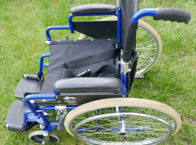 Homecare Self Propelled Wheelchair