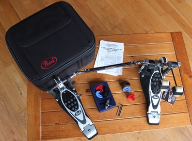 Pearl P-2002C Eliminator PowerShifter DB Pedals.