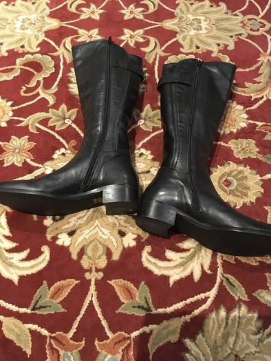 Ogetti by Carl Scarpa Leather Boots size EU-40, UK-6
