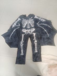 Skeleton costume