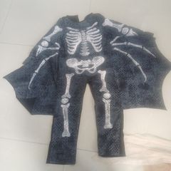Skeleton costume