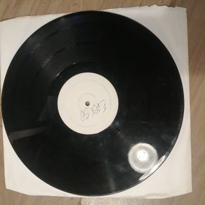 Drum and Bass Vinyl Records (few deep house + Breakbeats)