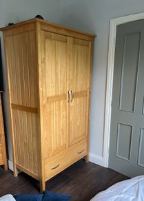 oak wardrobe