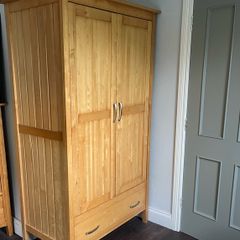 oak wardrobe