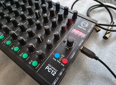Faderfox PC12 - MIDI Controller