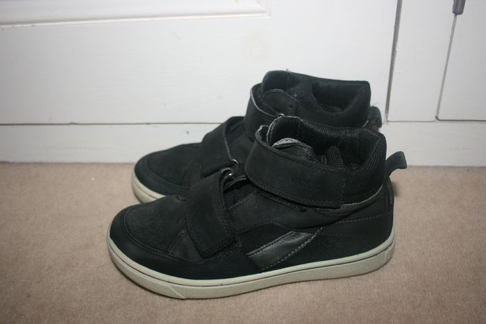 Ecco Children's Black Glyder Gortex Boots - Size EU 32/U.K 13