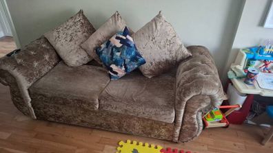 sofa corner suite and 2 seater in good